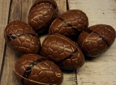 Mousse au chocolate paaseitjes