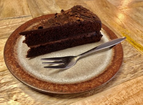 tripple chocolate cake