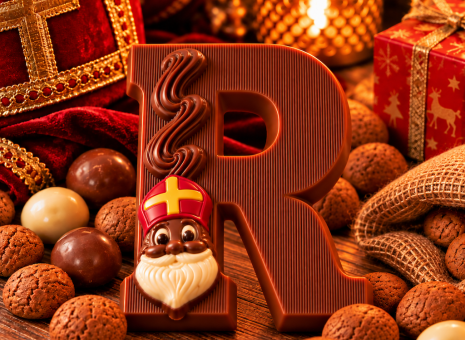 Chocolade letter R 